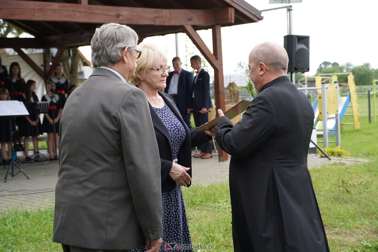 W hołdzie Sybirakom. Uroczystość poświęcona pamięci wywiezionych na Sybir mieszkańców gminy Rzekuń [8.06.2025] - zdjęcie #56 - eOstroleka.pl