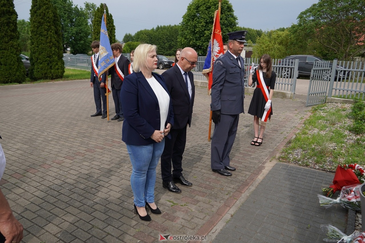W hołdzie Sybirakom. Uroczystość poświęcona pamięci wywiezionych na Sybir mieszkańców gminy Rzekuń [8.06.2025] - zdjęcie #39 - eOstroleka.pl