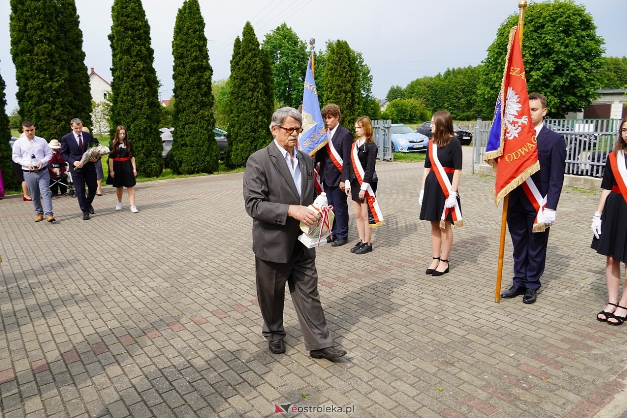 W hołdzie Sybirakom. Uroczystość poświęcona pamięci wywiezionych na Sybir mieszkańców gminy Rzekuń [8.06.2025] - zdjęcie #31 - eOstroleka.pl