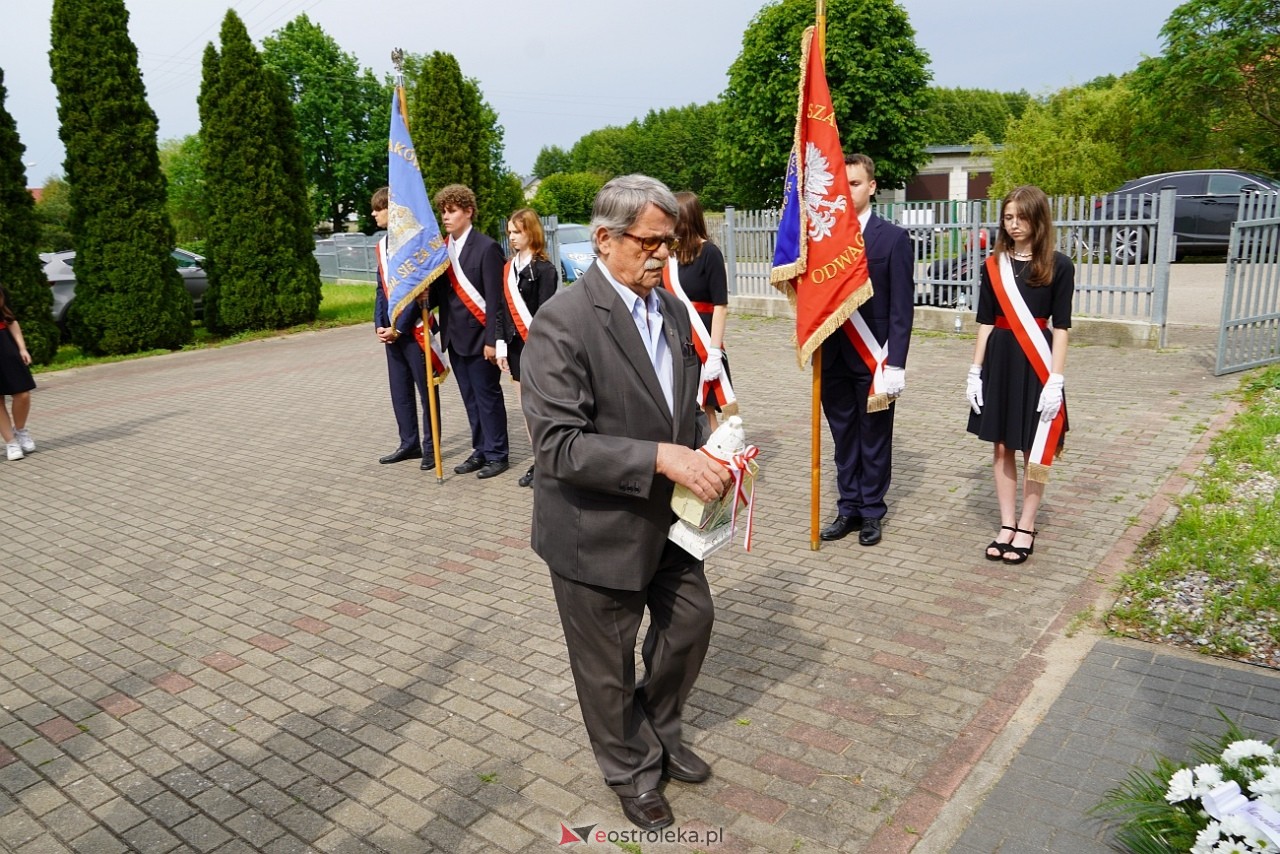 W hołdzie Sybirakom. Uroczystość poświęcona pamięci wywiezionych na Sybir mieszkańców gminy Rzekuń [8.06.2025] - zdjęcie #30 - eOstroleka.pl