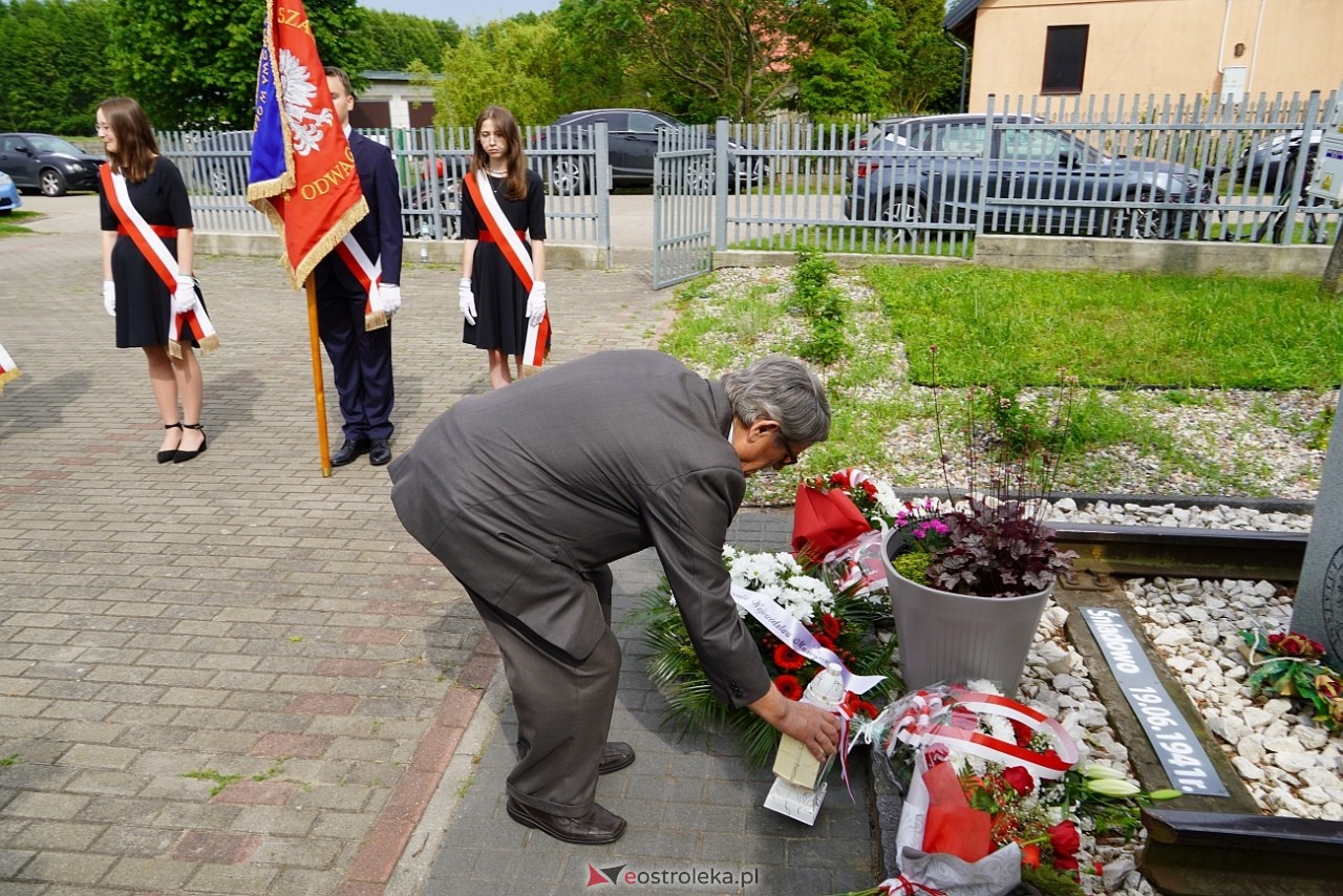 W hołdzie Sybirakom. Uroczystość poświęcona pamięci wywiezionych na Sybir mieszkańców gminy Rzekuń [8.06.2025] - zdjęcie #29 - eOstroleka.pl
