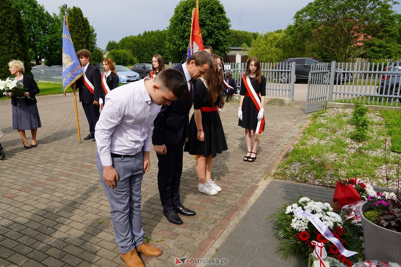 W hołdzie Sybirakom. Uroczystość poświęcona pamięci wywiezionych na Sybir mieszkańców gminy Rzekuń [8.06.2025] - zdjęcie #23 - eOstroleka.pl