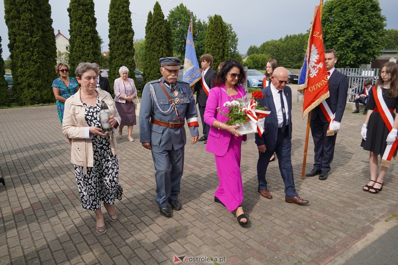 W hołdzie Sybirakom. Uroczystość poświęcona pamięci wywiezionych na Sybir mieszkańców gminy Rzekuń [8.06.2025] - zdjęcie #19 - eOstroleka.pl