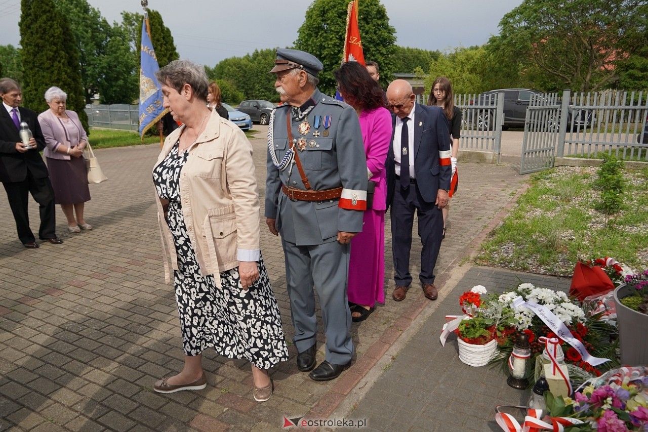 W hołdzie Sybirakom. Uroczystość poświęcona pamięci wywiezionych na Sybir mieszkańców gminy Rzekuń [8.06.2025] - zdjęcie #16 - eOstroleka.pl