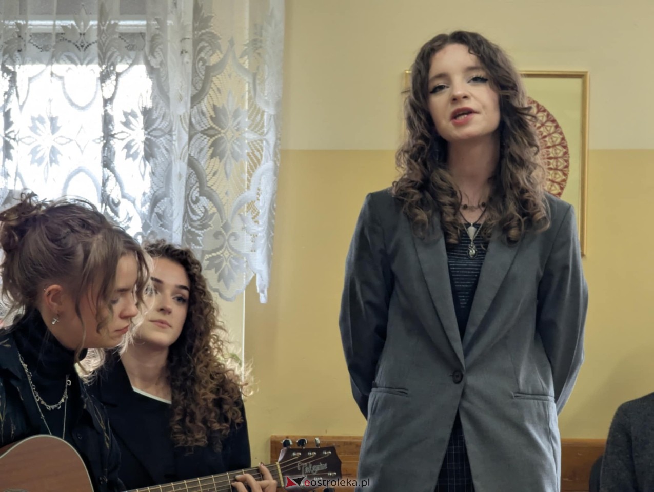 Czytanie Norwida w II LO w Ostrołęce [09.06.2025] - zdjęcie #34 - eOstroleka.pl