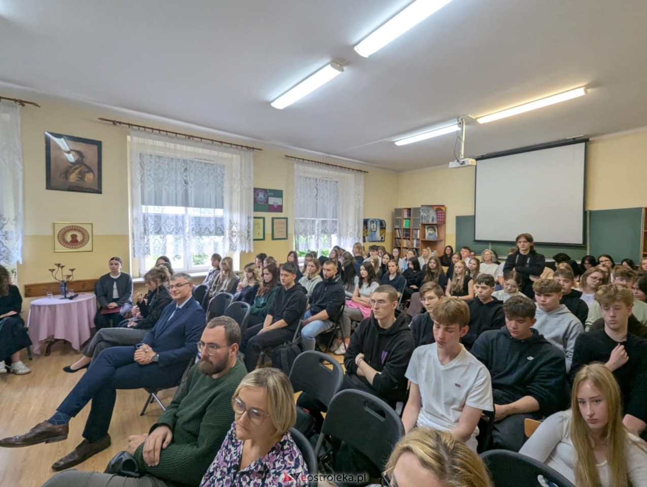 Czytanie Norwida w II LO w Ostrołęce [09.06.2025] - zdjęcie #33 - eOstroleka.pl