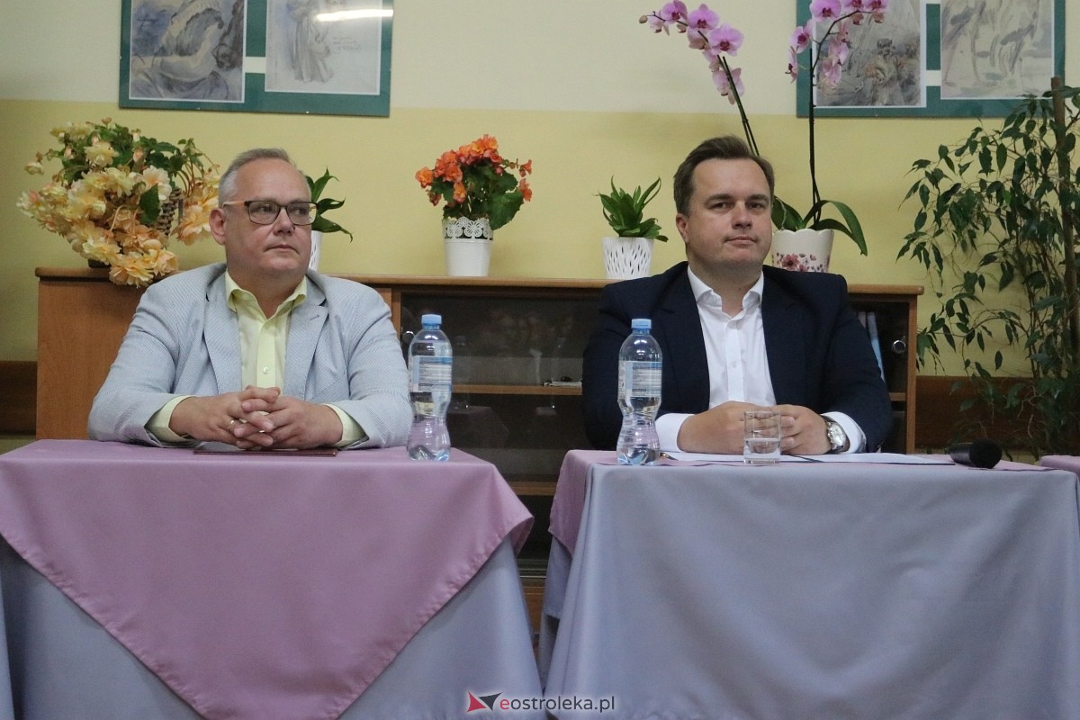 Czytanie Norwida w II LO w Ostrołęce [09.06.2025] - zdjęcie #31 - eOstroleka.pl