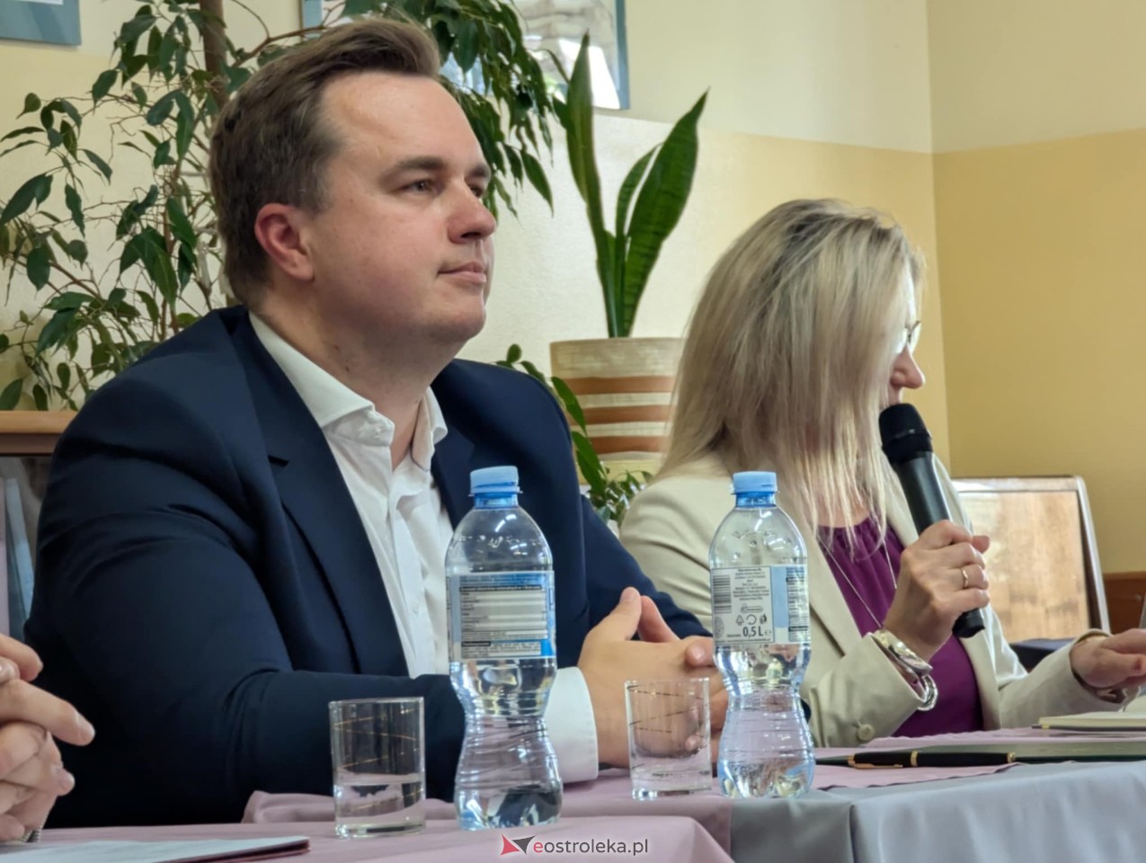 Czytanie Norwida w II LO w Ostrołęce [09.06.2025] - zdjęcie #6 - eOstroleka.pl