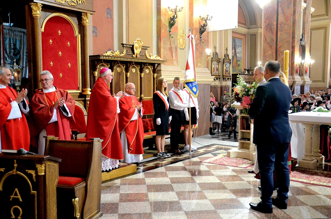 Pożegnanie proboszcza i festyn parafialny w Kadzidle [10.06.2025] - zdjęcie #56 - eOstroleka.pl