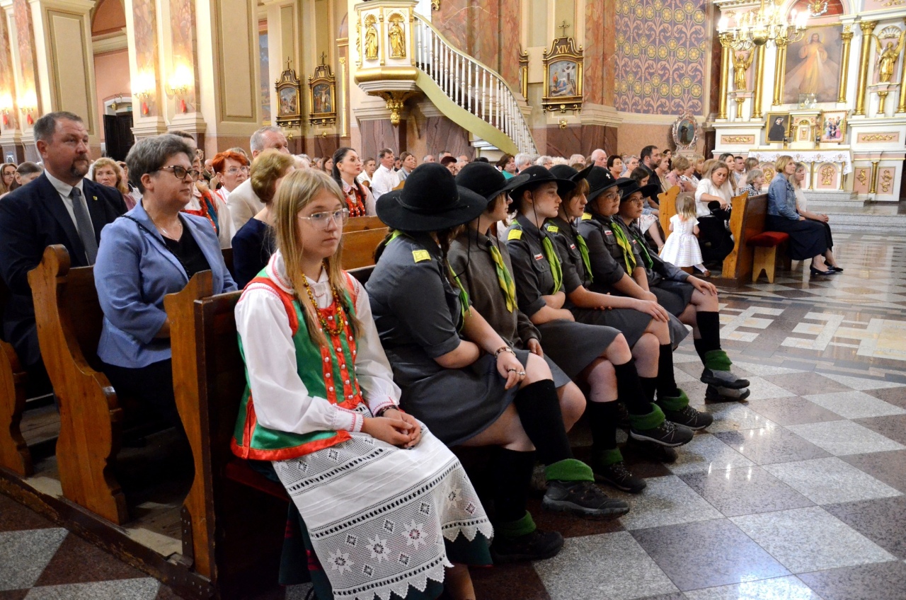 Pożegnanie proboszcza i festyn parafialny w Kadzidle [10.06.2025] - zdjęcie #26 - eOstroleka.pl