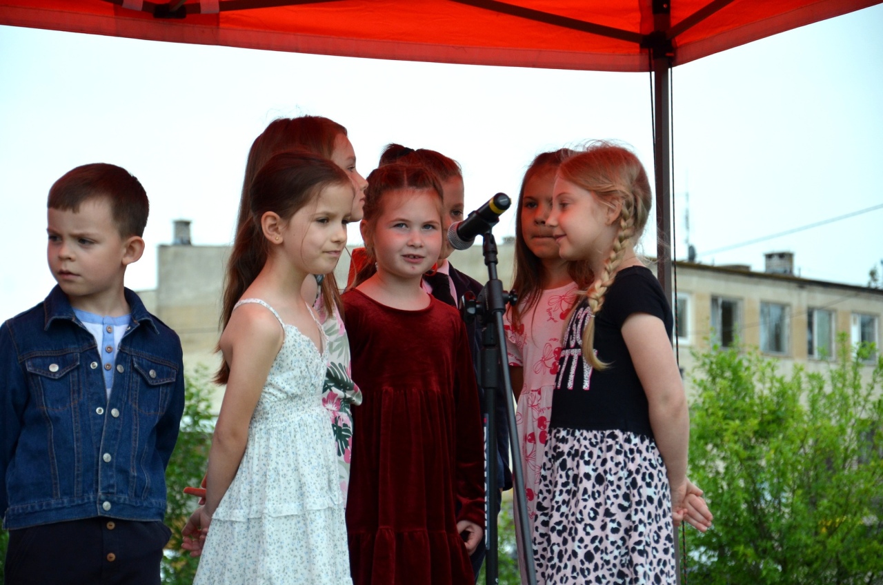 Pożegnanie proboszcza i festyn parafialny w Kadzidle [10.06.2025] - zdjęcie #24 - eOstroleka.pl