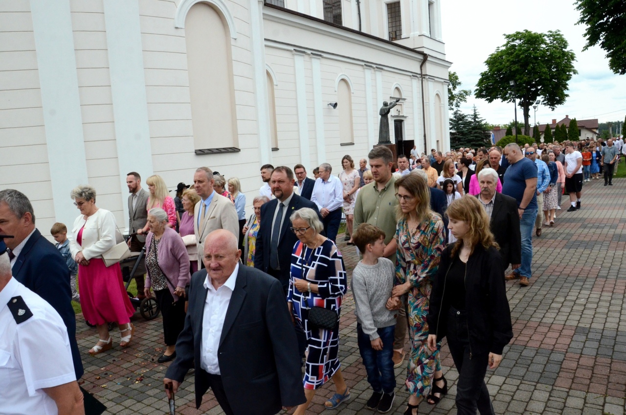 Pożegnanie proboszcza i festyn parafialny w Kadzidle [10.06.2025] - zdjęcie #19 - eOstroleka.pl
