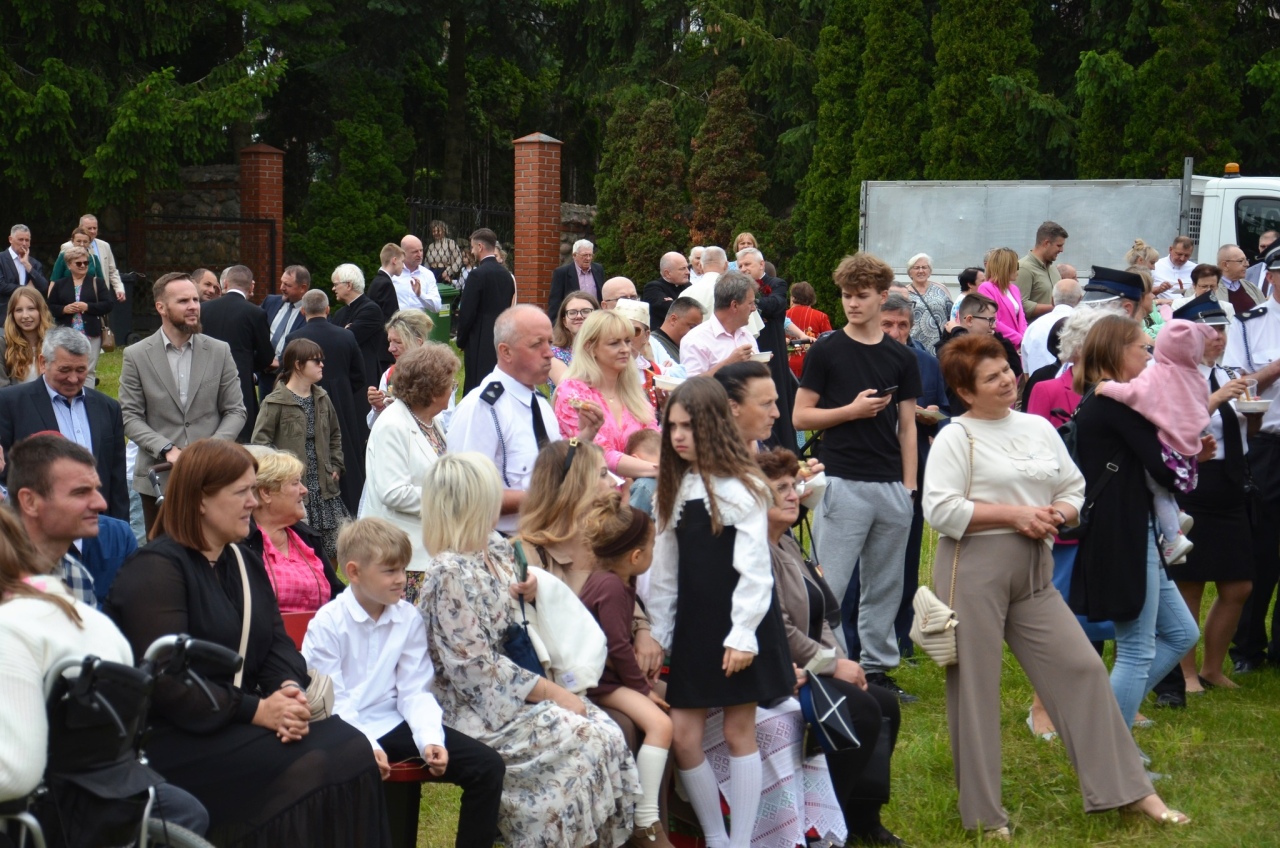Pożegnanie proboszcza i festyn parafialny w Kadzidle [10.06.2025] - zdjęcie #15 - eOstroleka.pl
