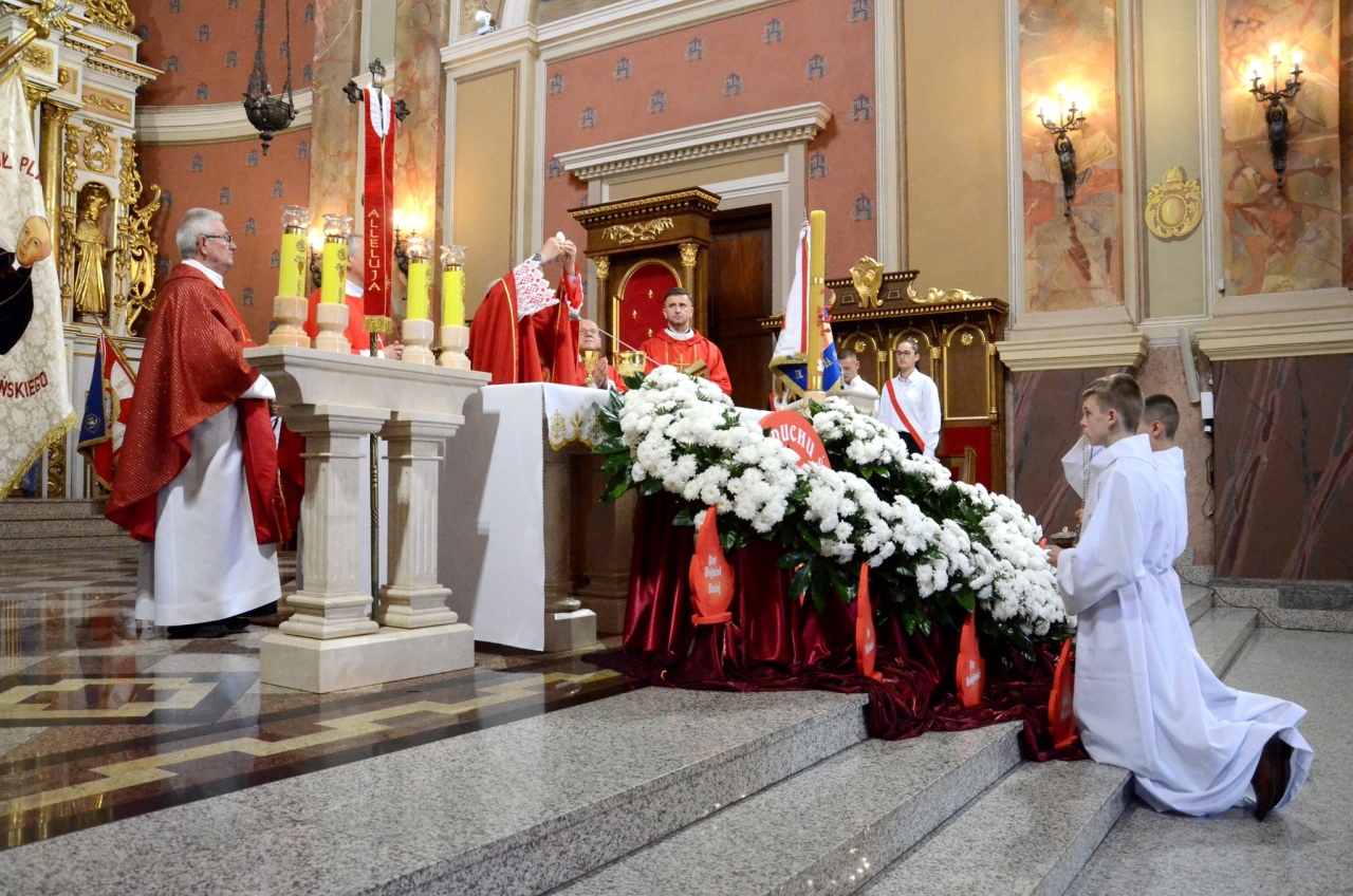 Pożegnanie proboszcza i festyn parafialny w Kadzidle [10.06.2025] - zdjęcie #14 - eOstroleka.pl