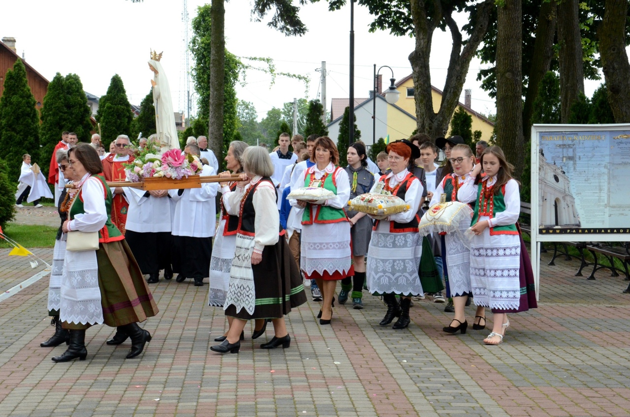 Pożegnanie proboszcza i festyn parafialny w Kadzidle [10.06.2025] - zdjęcie #13 - eOstroleka.pl