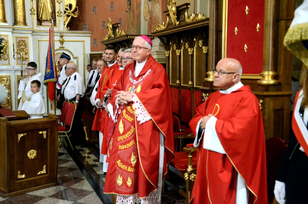 Pożegnanie proboszcza i festyn parafialny w Kadzidle [10.06.2025] - zdjęcie #7 - eOstroleka.pl