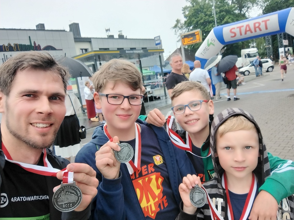 UKS Clan Ostrołęka w Mistrzostwach Warszawy U18 i U20 oraz okolicznych imprezach sportowych w Ostrołęce, Nowogrodzie i Przystani - zdjęcie #17 - eOstroleka.pl