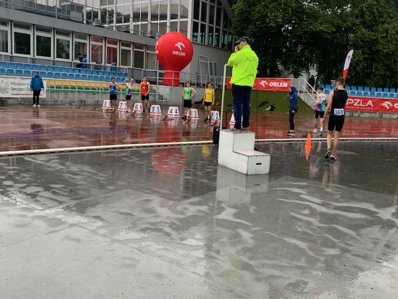 UKS Clan Ostrołęka w Mistrzostwach Warszawy U18 i U20 oraz okolicznych imprezach sportowych w Ostrołęce, Nowogrodzie i Przystani - zdjęcie #9 - eOstroleka.pl