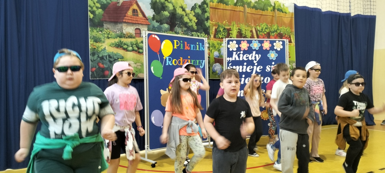 Festyn rodzinny w Szkole Podstawowej w Jazgarce [11.06.2025] - zdjęcie #10 - eOstroleka.pl