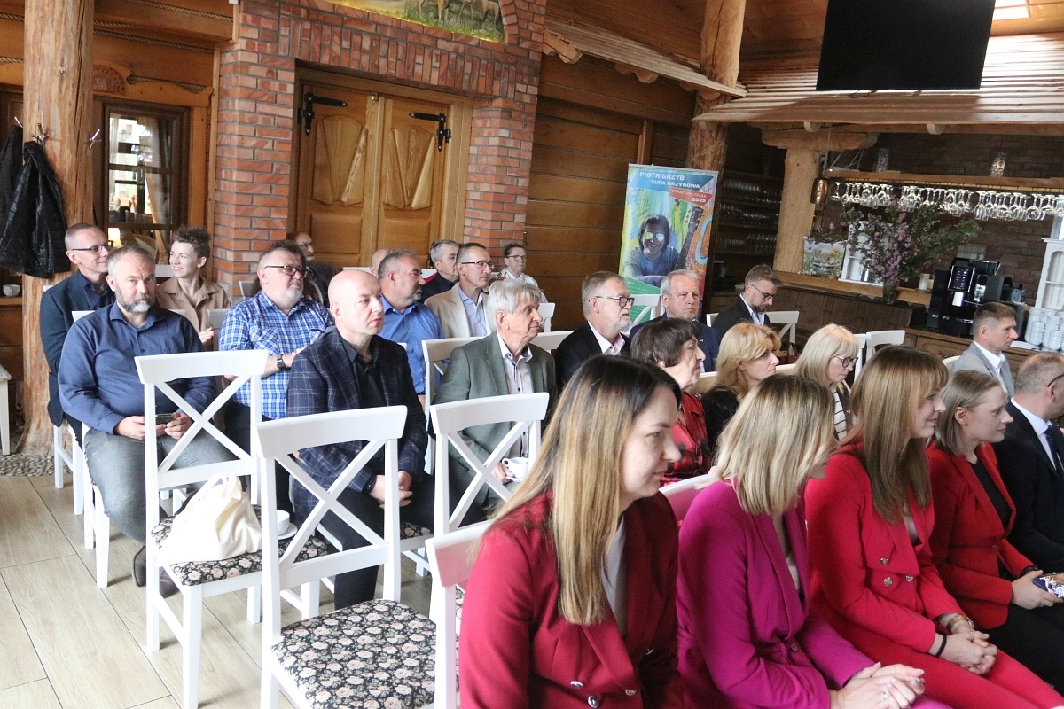Gala 20-lecia Kurpiowskiej Organizacji Turystycznej i Lokalnej Organizacji Turystycznej Północnego Mazowsza [12.06.2025] - zdjęcie #35 - eOstroleka.pl