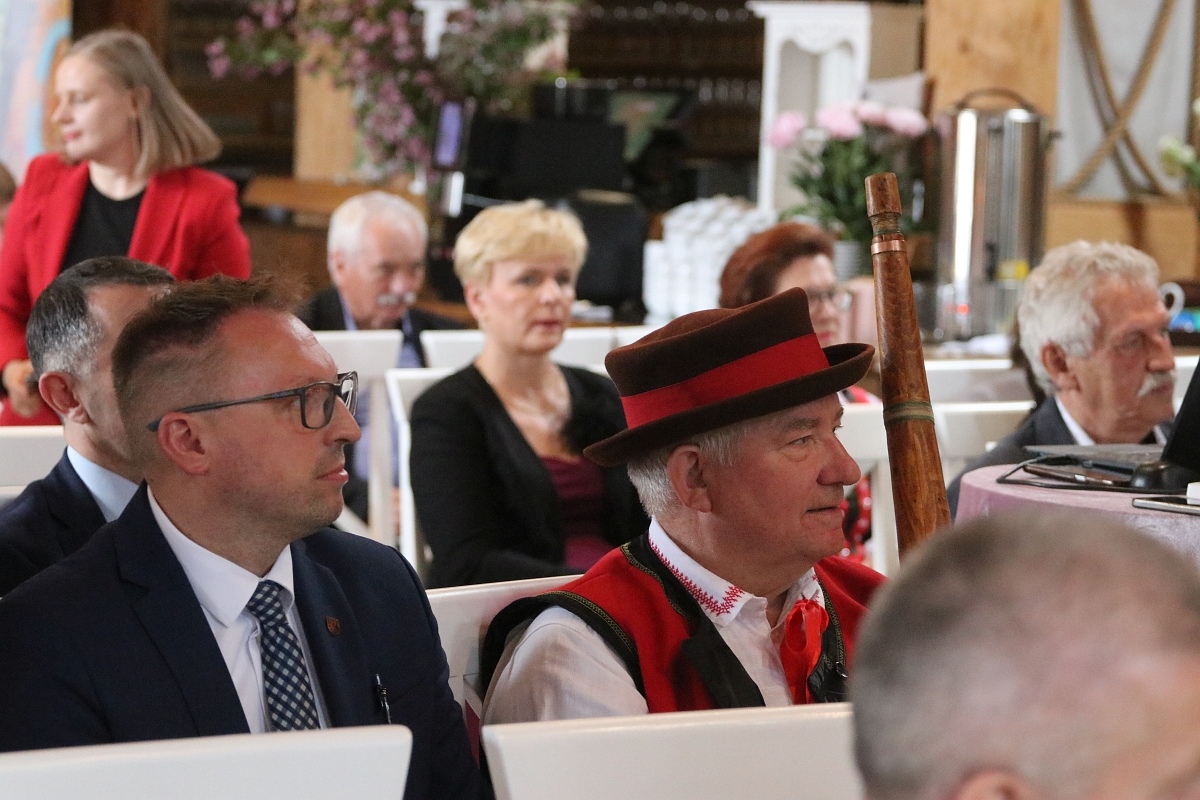 Gala 20-lecia Kurpiowskiej Organizacji Turystycznej i Lokalnej Organizacji Turystycznej Północnego Mazowsza [12.06.2025] - zdjęcie #25 - eOstroleka.pl