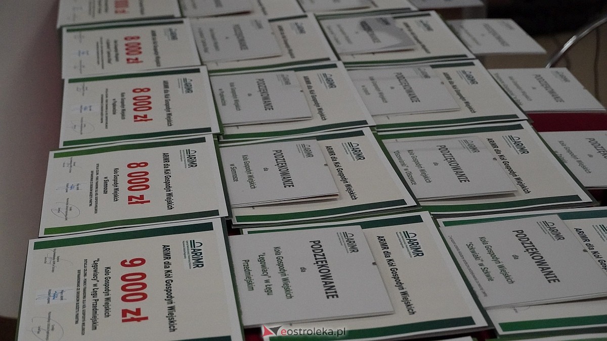 Uroczyste podziękowania i wsparcie finansowe dla KGW – powiat ostrołęcki na czele Mazowsza [12.06.2025] - zdjęcie #47 - eOstroleka.pl