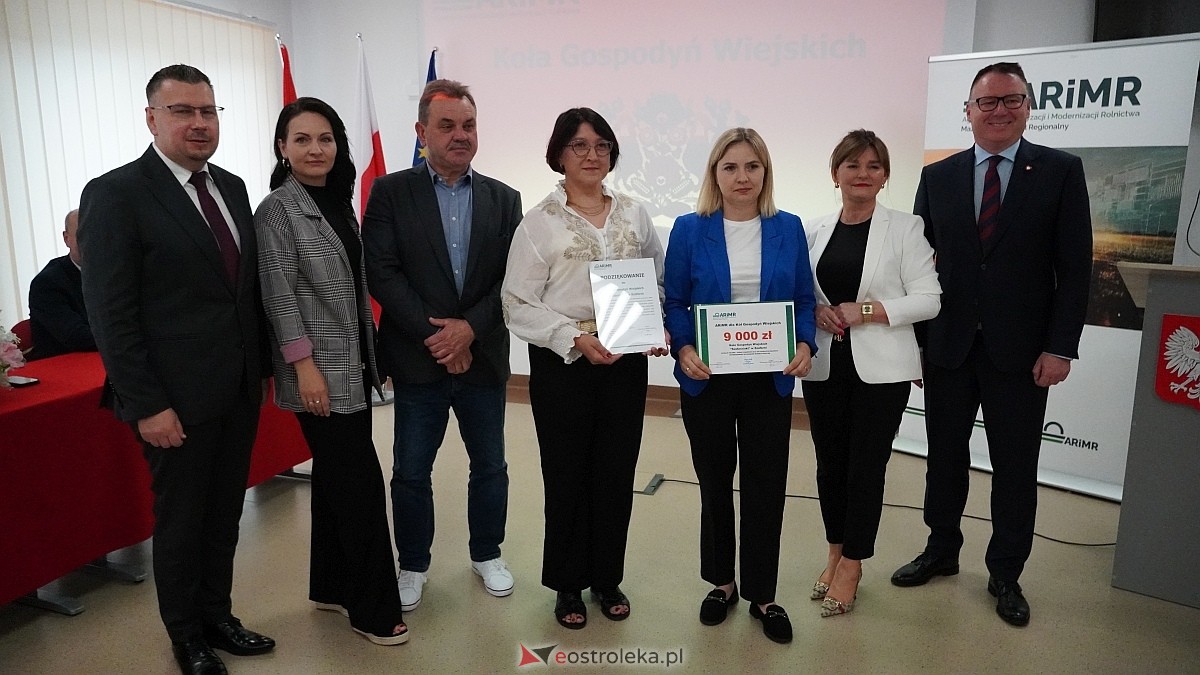 Uroczyste podziękowania i wsparcie finansowe dla KGW – powiat ostrołęcki na czele Mazowsza [12.06.2025] - zdjęcie #41 - eOstroleka.pl