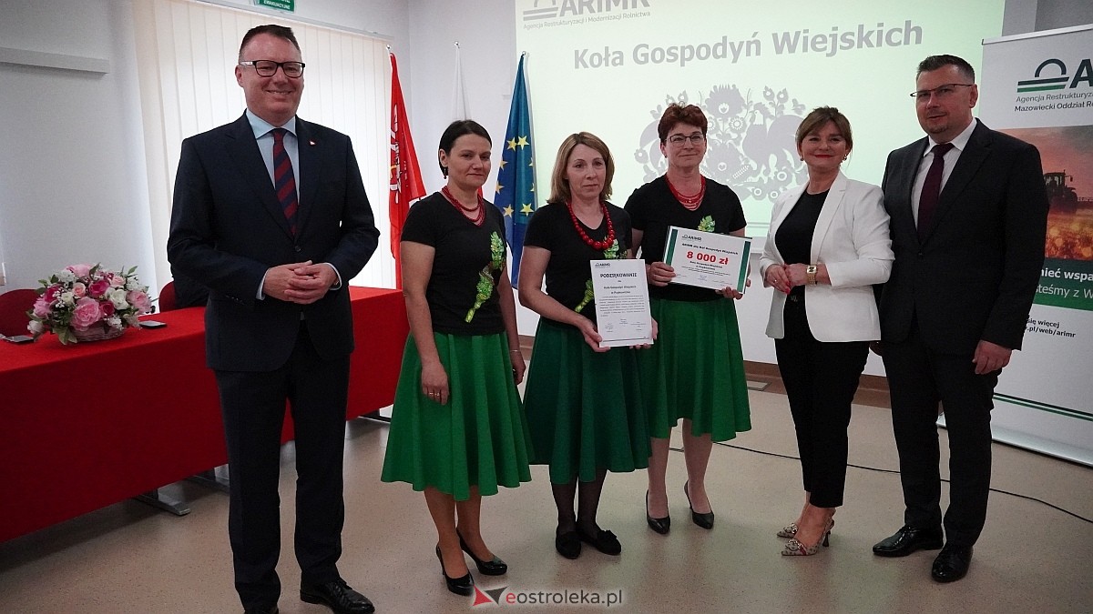 Uroczyste podziękowania i wsparcie finansowe dla KGW – powiat ostrołęcki na czele Mazowsza [12.06.2025] - zdjęcie #30 - eOstroleka.pl