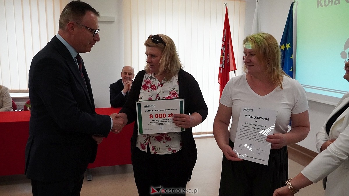 Uroczyste podziękowania i wsparcie finansowe dla KGW – powiat ostrołęcki na czele Mazowsza [12.06.2025] - zdjęcie #22 - eOstroleka.pl