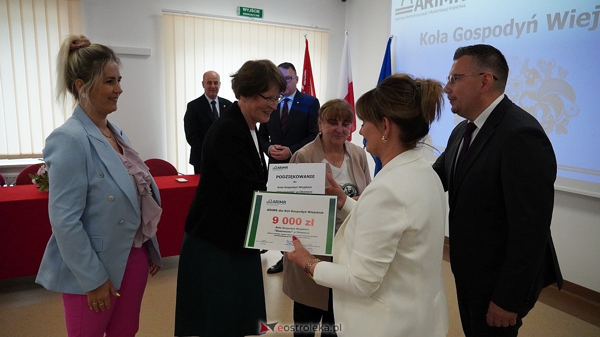 Uroczyste podziękowania i wsparcie finansowe dla KGW – powiat ostrołęcki na czele Mazowsza [12.06.2025] - zdjęcie #16 - eOstroleka.pl