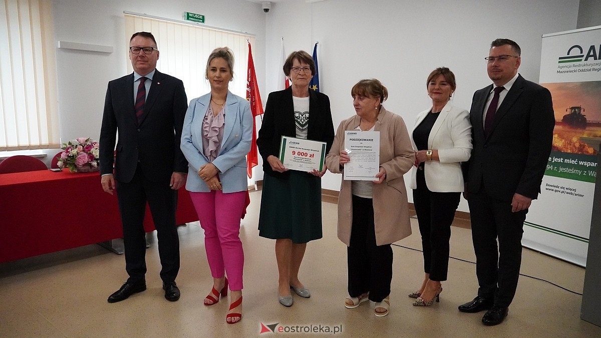 Uroczyste podziękowania i wsparcie finansowe dla KGW – powiat ostrołęcki na czele Mazowsza [12.06.2025] - zdjęcie #13 - eOstroleka.pl