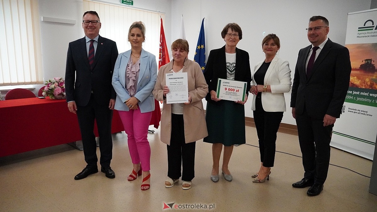 Uroczyste podziękowania i wsparcie finansowe dla KGW – powiat ostrołęcki na czele Mazowsza [12.06.2025] - zdjęcie #12 - eOstroleka.pl