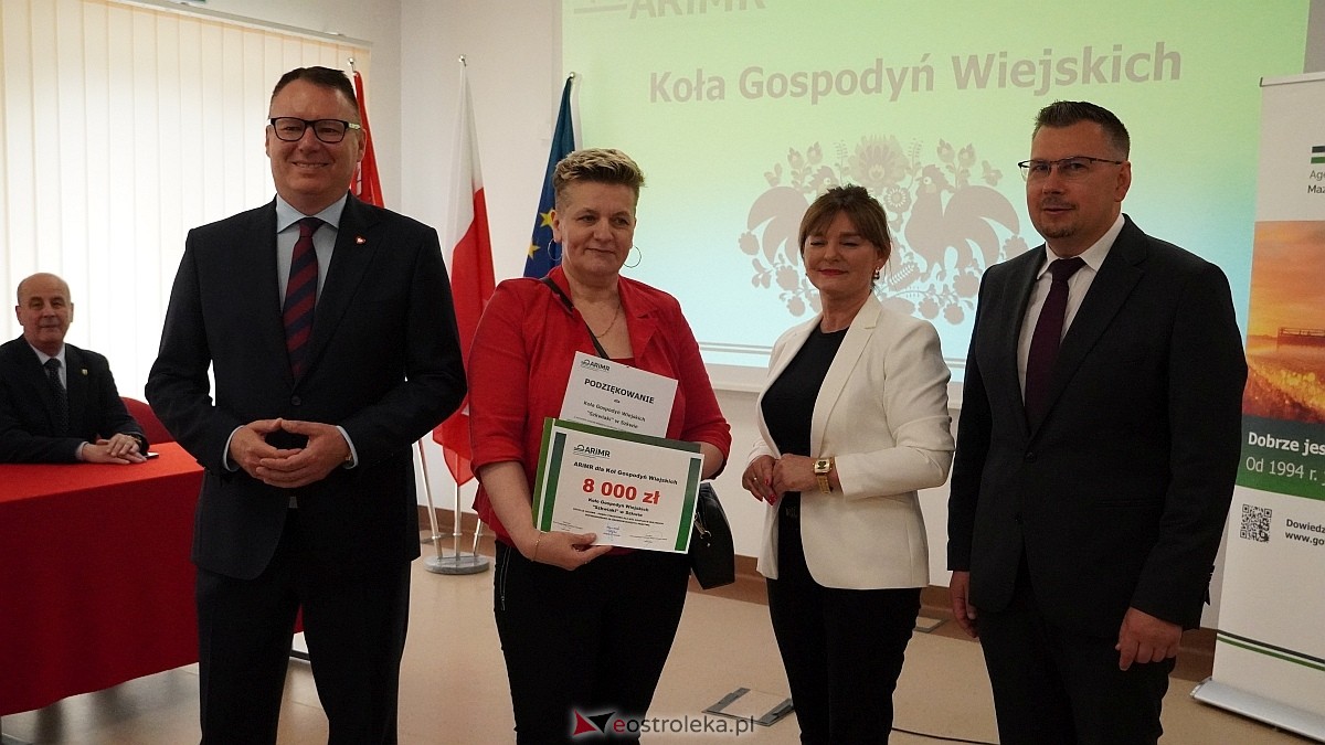 Uroczyste podziękowania i wsparcie finansowe dla KGW – powiat ostrołęcki na czele Mazowsza [12.06.2025] - zdjęcie #68 - eOstroleka.pl