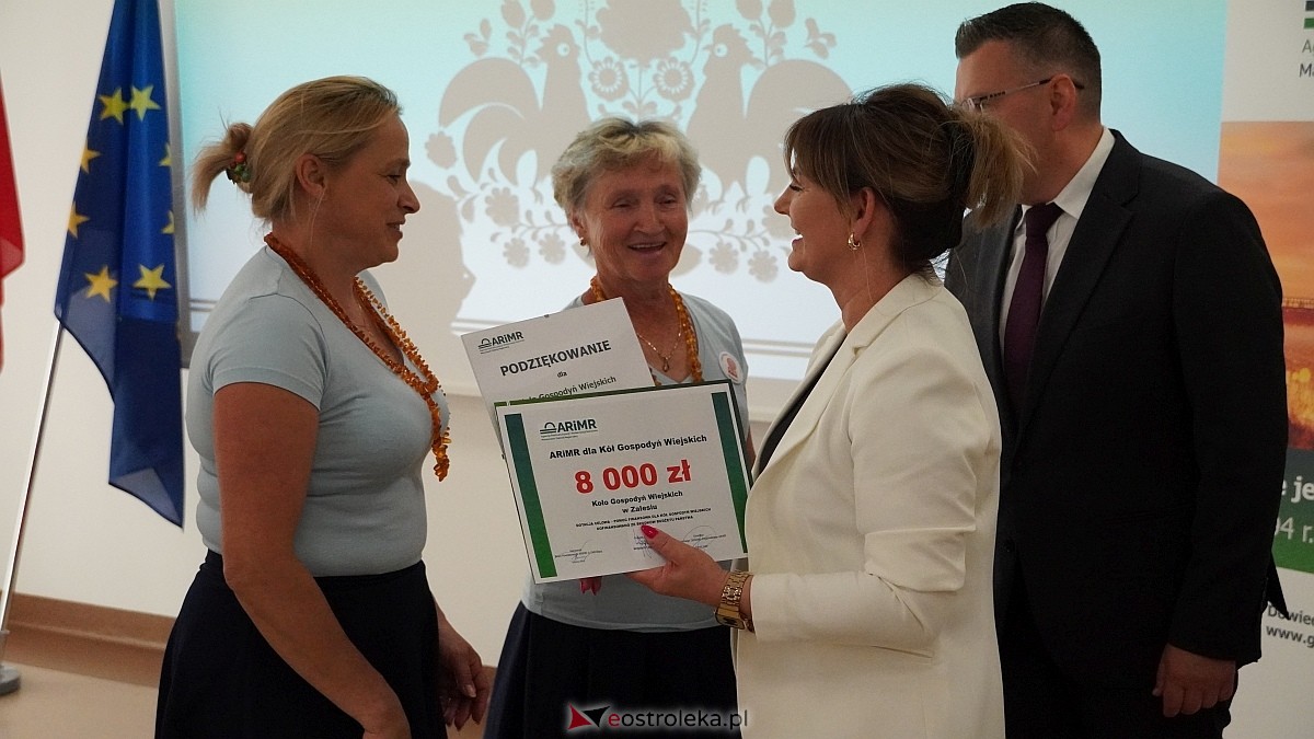Uroczyste podziękowania i wsparcie finansowe dla KGW – powiat ostrołęcki na czele Mazowsza [12.06.2025] - zdjęcie #31 - eOstroleka.pl