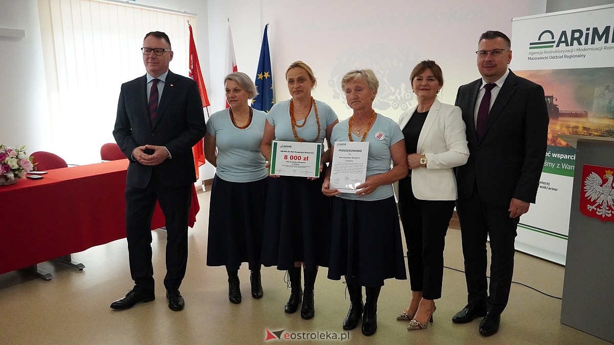Uroczyste podziękowania i wsparcie finansowe dla KGW – powiat ostrołęcki na czele Mazowsza [12.06.2025] - zdjęcie #27 - eOstroleka.pl