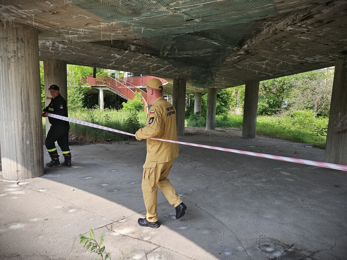 Ćwiczenia policji w starym szpitalu i w Gocłach [12.06.2025] - zdjęcie #9 - eOstroleka.pl