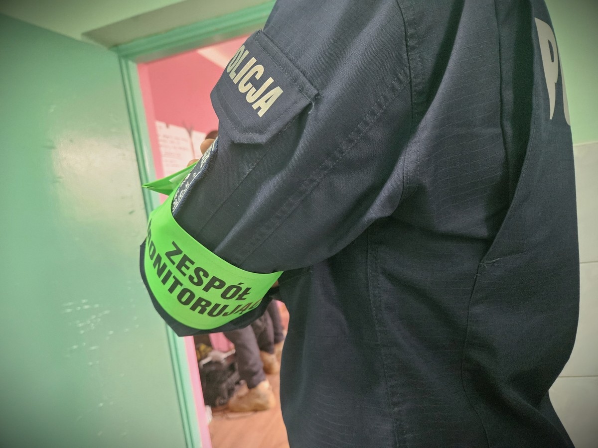 Ćwiczenia policji w starym szpitalu i w Gocłach [12.06.2025] - zdjęcie #3 - eOstroleka.pl