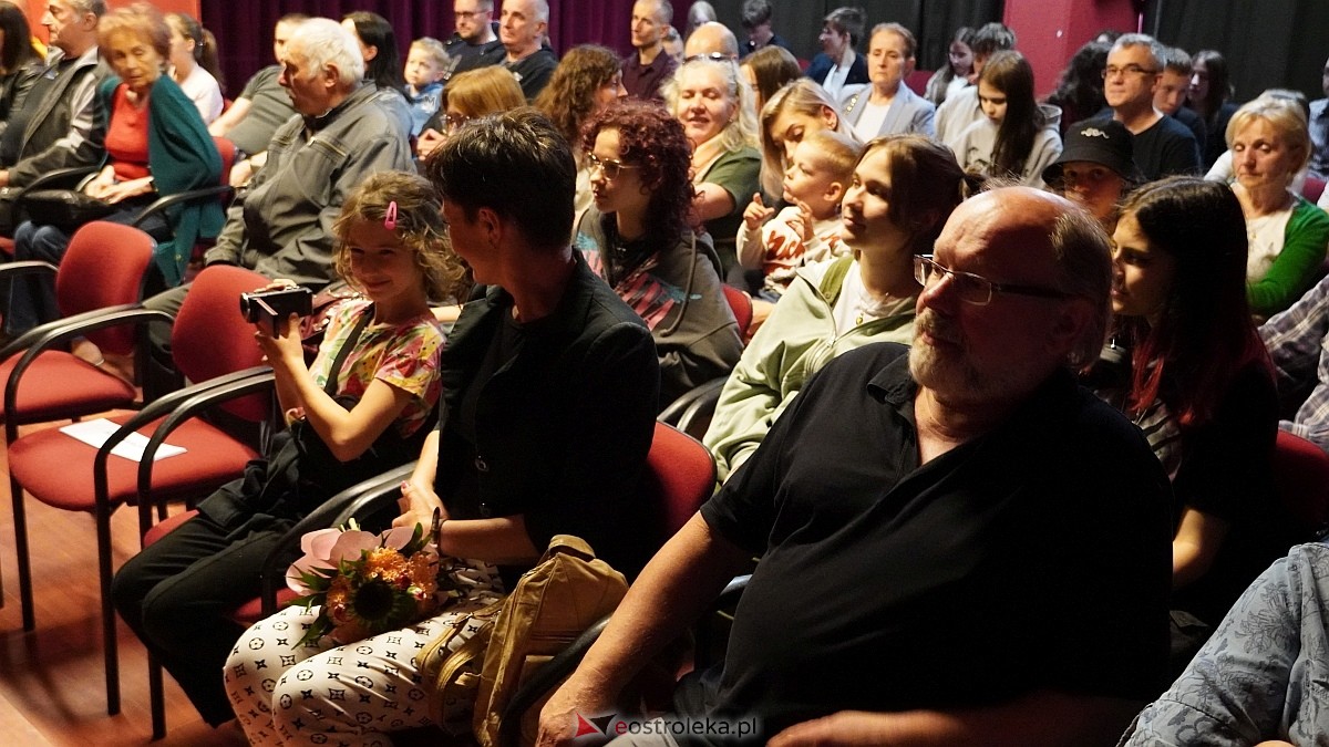 Ostrołęcka Wiosna Teatralna - spektakl Pułapka [12.06.2025] - zdjęcie #21 - eOstroleka.pl