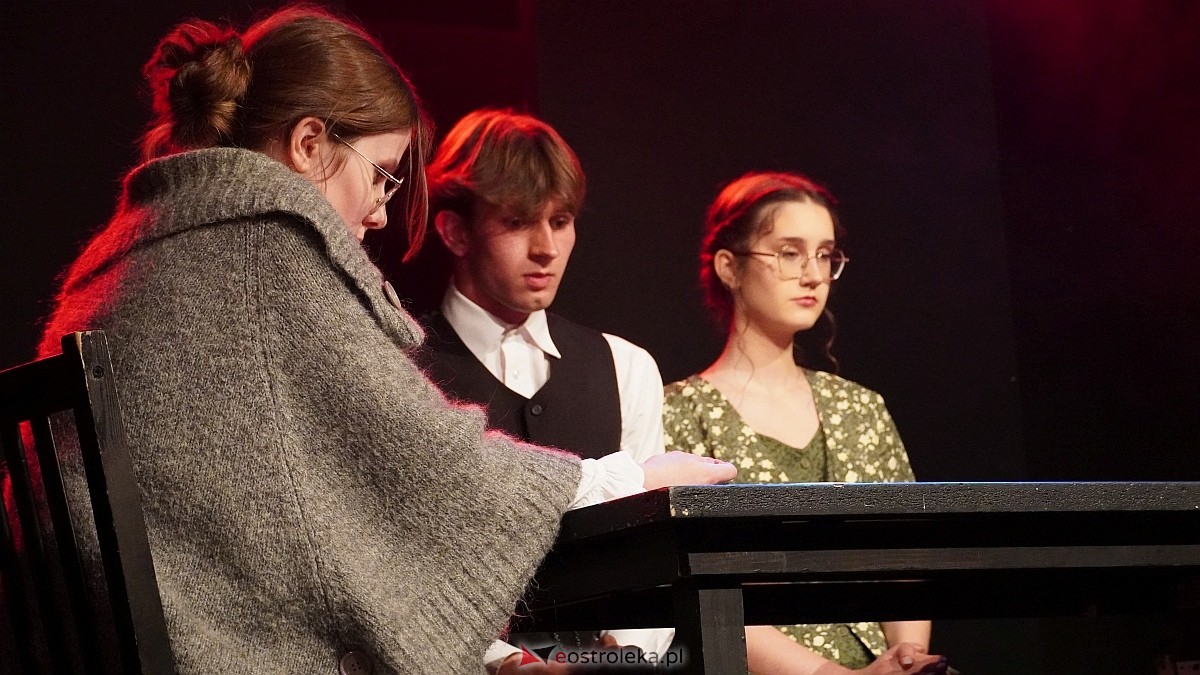Ostrołęcka Wiosna Teatralna - spektakl Pułapka [12.06.2025] - zdjęcie #4 - eOstroleka.pl