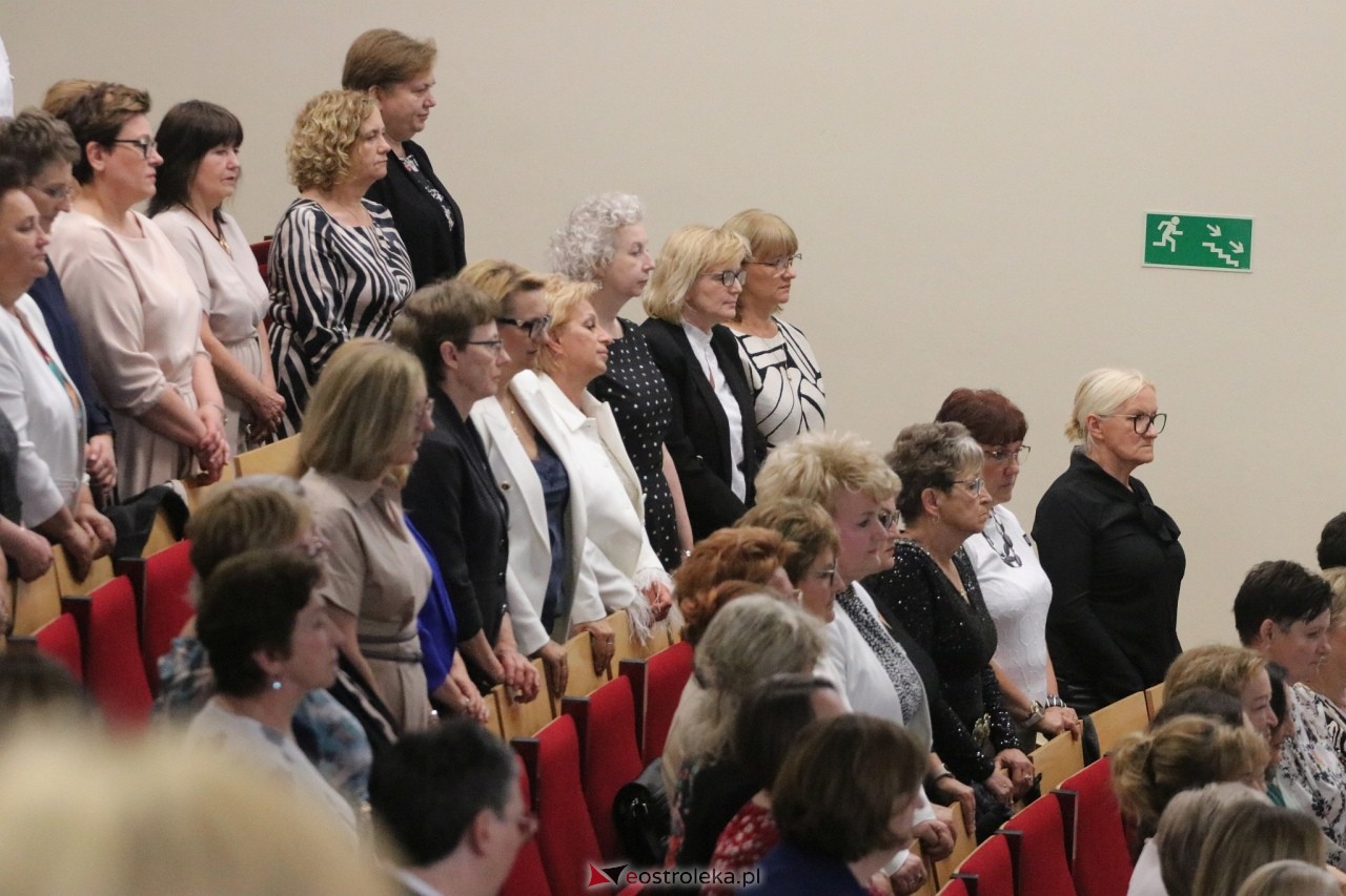 Gala pielęgniarek i położnych w Ostrołęce [13.06.2025] - zdjęcie #79 - eOstroleka.pl