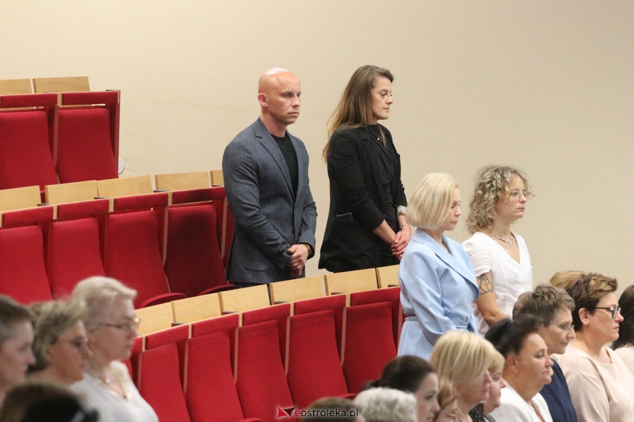 Gala pielęgniarek i położnych w Ostrołęce [13.06.2025] - zdjęcie #77 - eOstroleka.pl