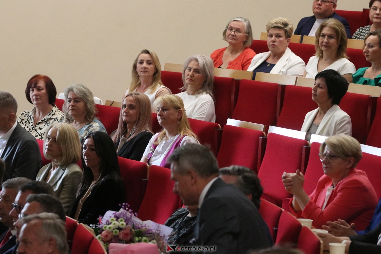 Gala pielęgniarek i położnych w Ostrołęce [13.06.2025] - zdjęcie #62 - eOstroleka.pl