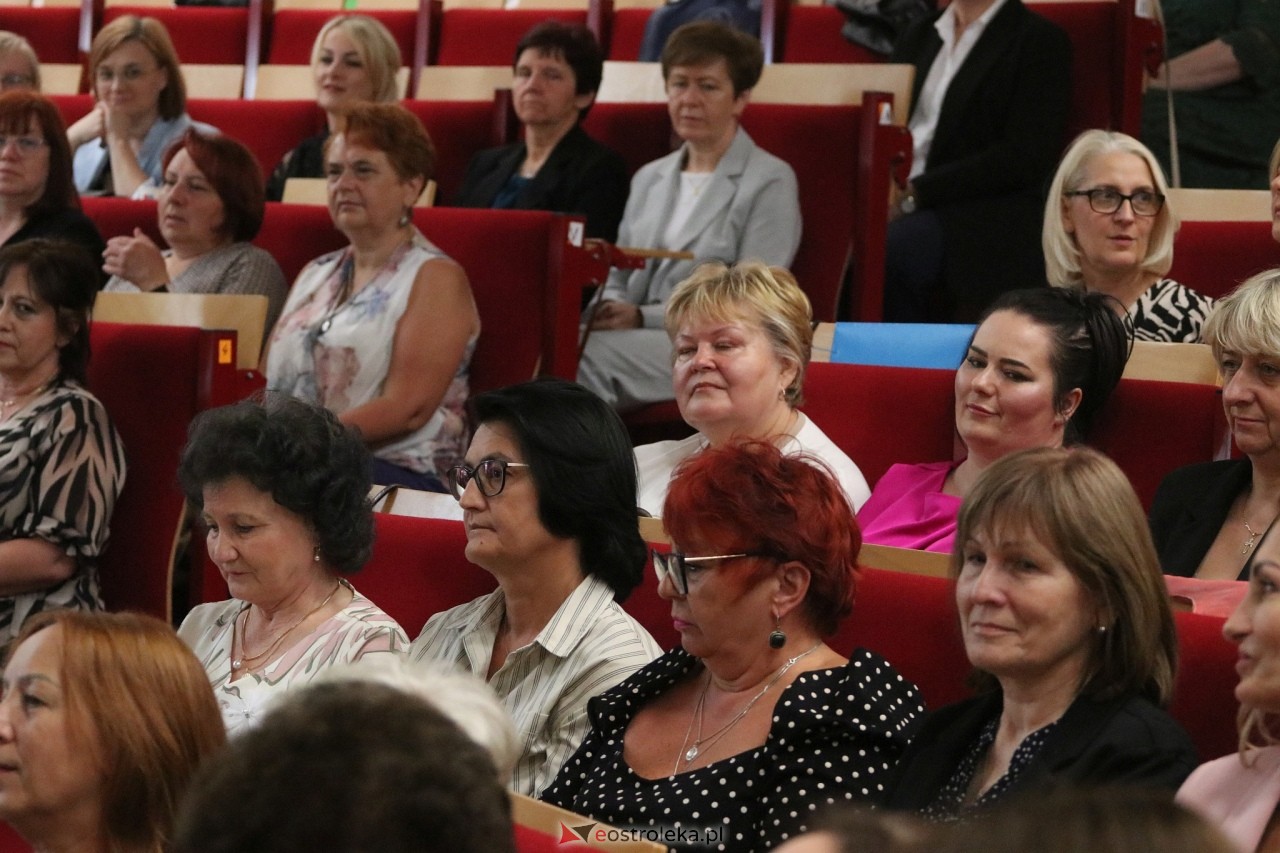 Gala pielęgniarek i położnych w Ostrołęce [13.06.2025] - zdjęcie #45 - eOstroleka.pl