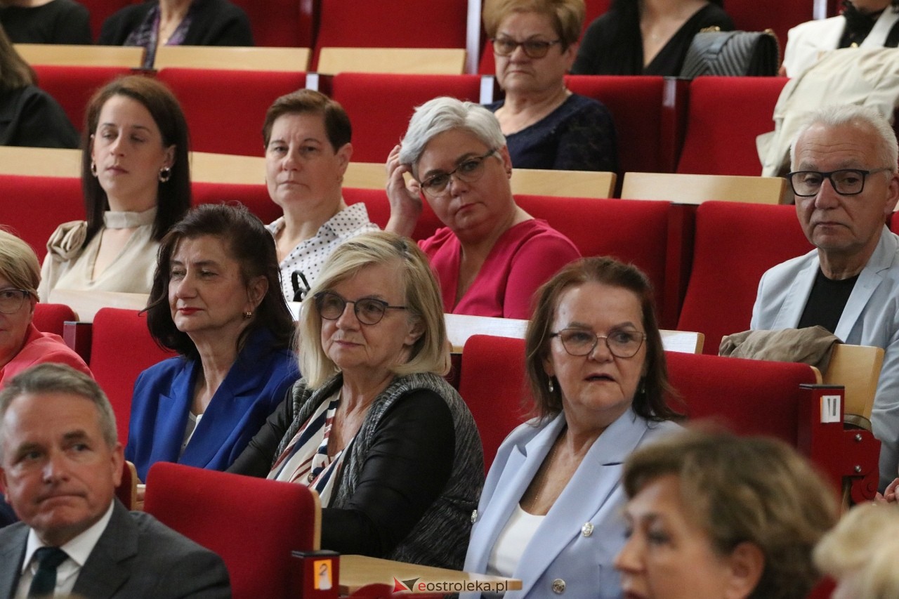 Gala pielęgniarek i położnych w Ostrołęce [13.06.2025] - zdjęcie #38 - eOstroleka.pl