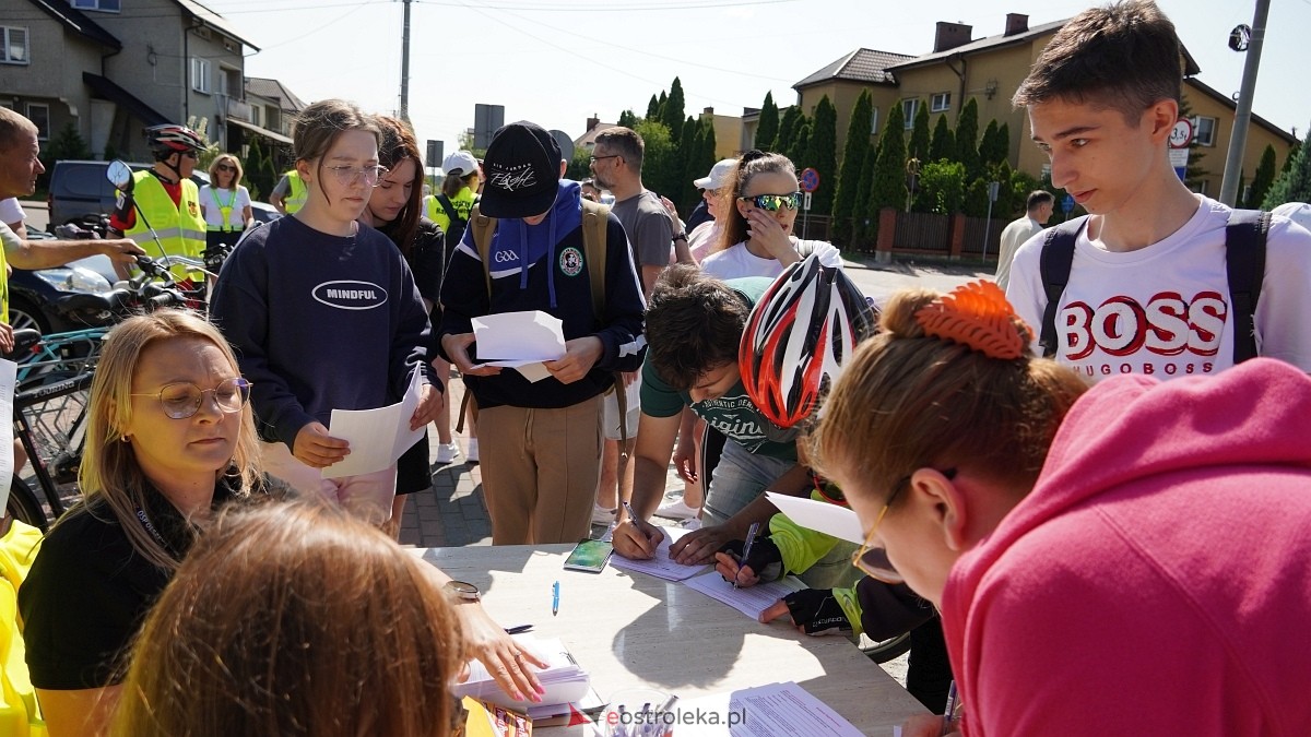 Rodzinny Rajd Rowerowy w Olszewie-Borkach [14.06.2025] - zdjęcie #109 - eOstroleka.pl