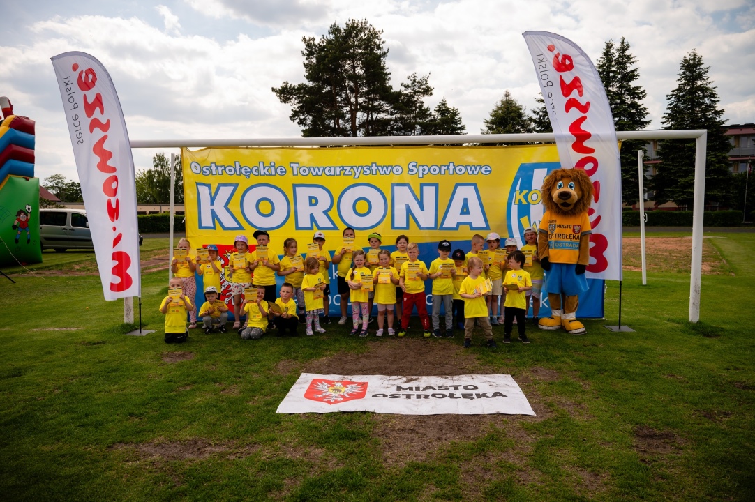 V PIŁKARSKI FESTIWAL PRZEDSZKOLI [mat. organizatora] - zdjęcie #11 - eOstroleka.pl