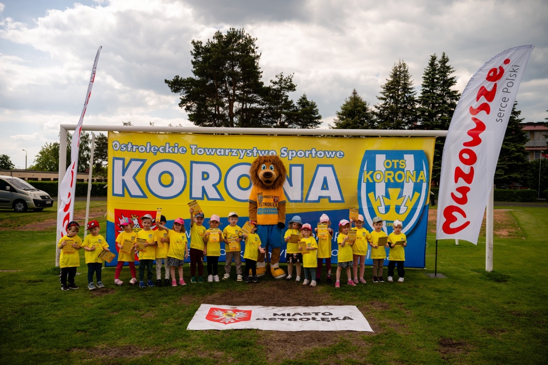 V PIŁKARSKI FESTIWAL PRZEDSZKOLI [mat. organizatora] - zdjęcie #10 - eOstroleka.pl