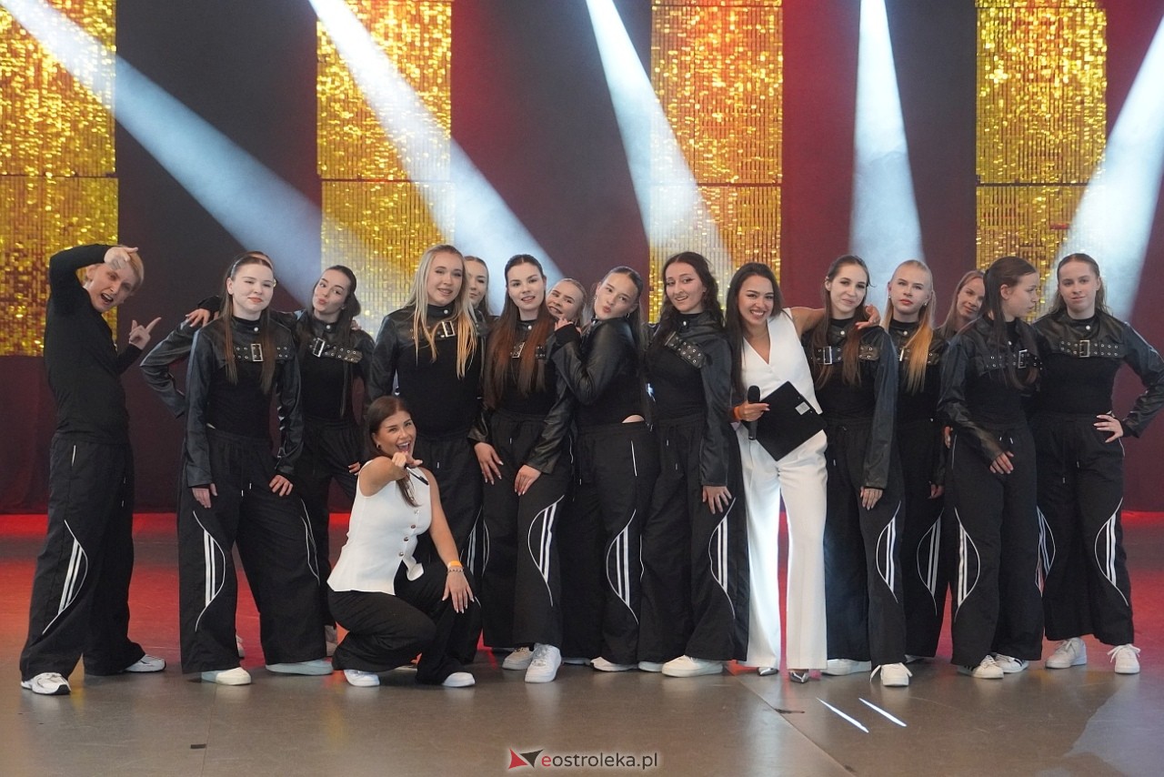 Gala Zakończenia Sezonu Tanecznego Bezwahania Dance Center [14.06.2025] - zdjęcie #86 - eOstroleka.pl