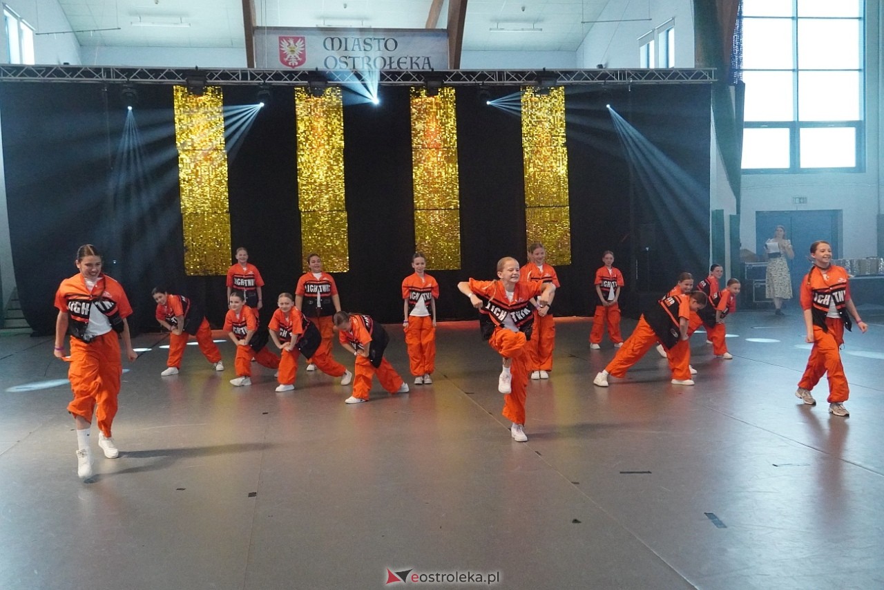 Gala Zakończenia Sezonu Tanecznego Bezwahania Dance Center [14.06.2025] - zdjęcie #46 - eOstroleka.pl