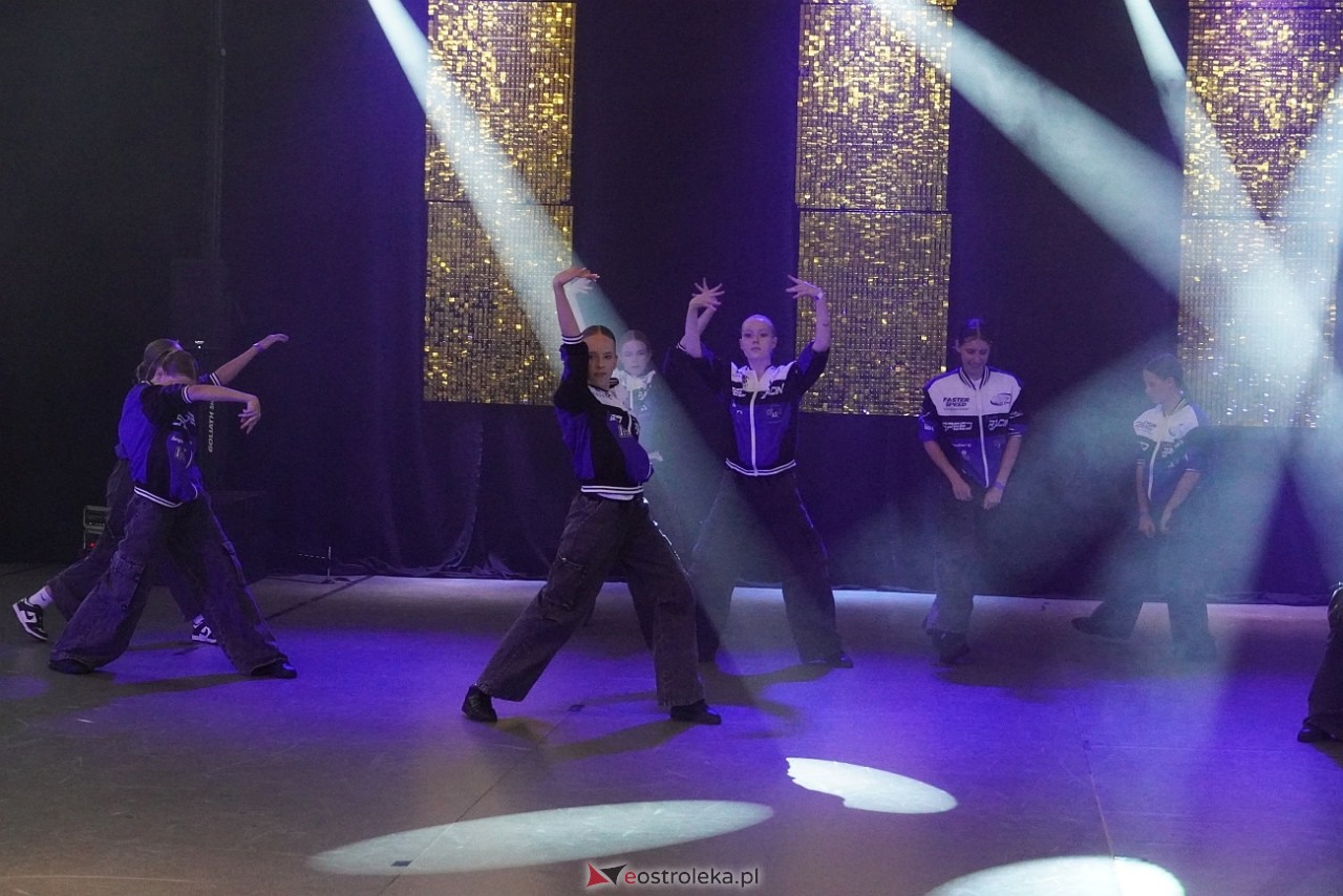 Gala Zakończenia Sezonu Tanecznego Bezwahania Dance Center [14.06.2025] - zdjęcie #116 - eOstroleka.pl